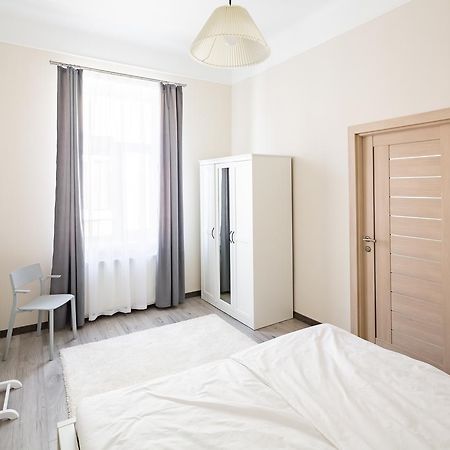 #1 Apartment ลวีฟ ภายนอก รูปภาพ
